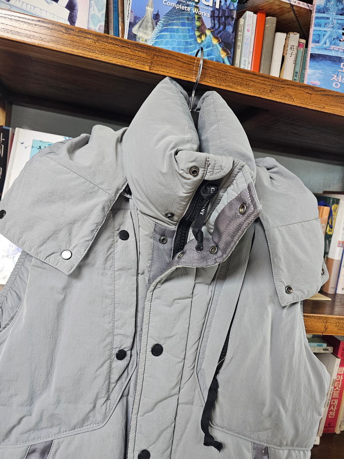 씨피컴퍼니 조끼 패딩 팔아요!!! 패딩조끼 패딩 cp컴퍼니 베스트 자켓 상품이미지4