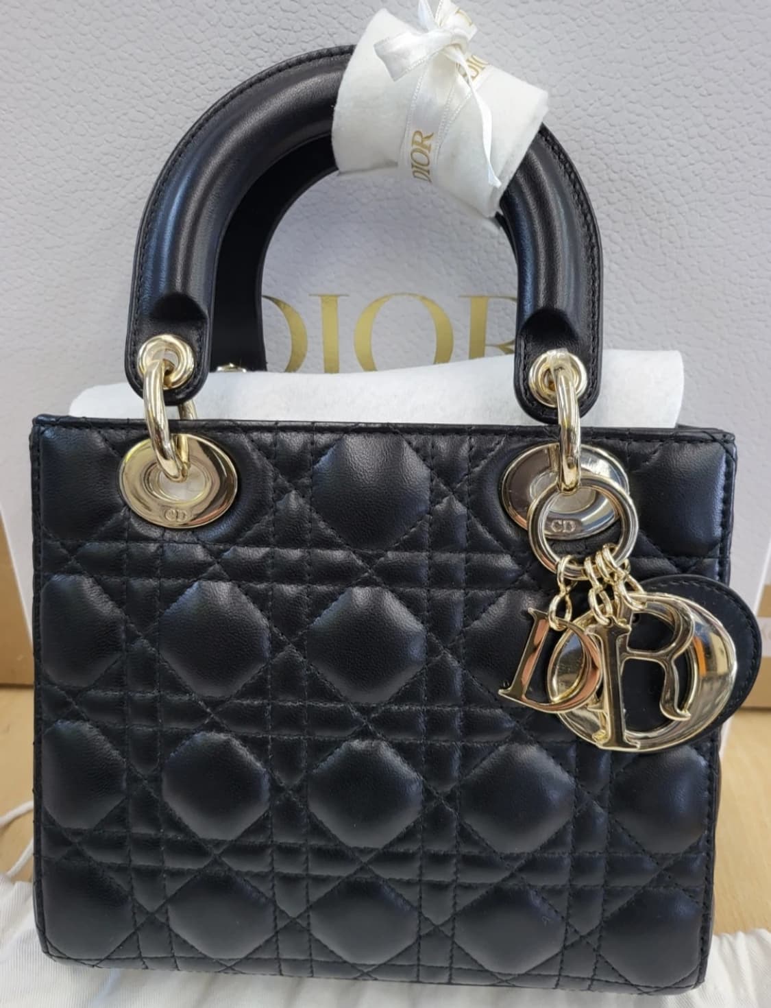 (정품)디올 레이디백 스몰 블랙 상품이미지7