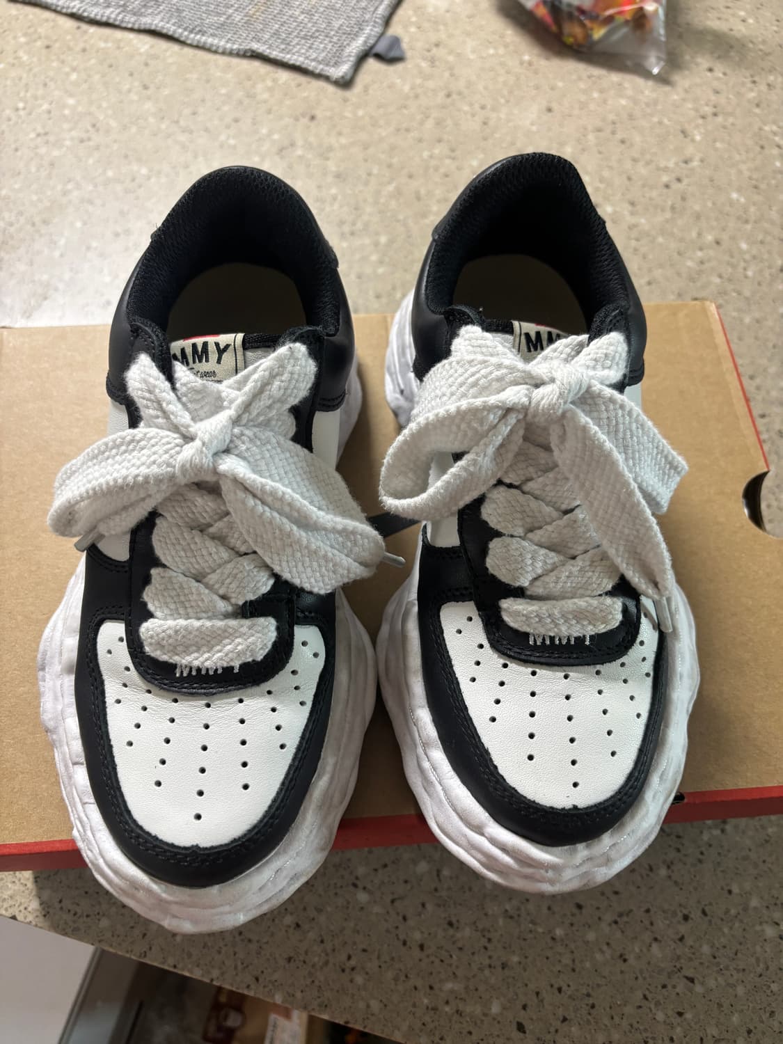 미하라 야스히로  36사이즈판매합니다 상품이미지1