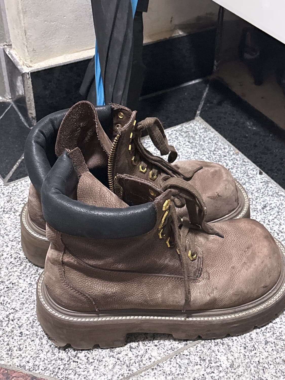 쏘유레슈어 벨루가 에스프레소 브라운 워커 250 상품이미지4