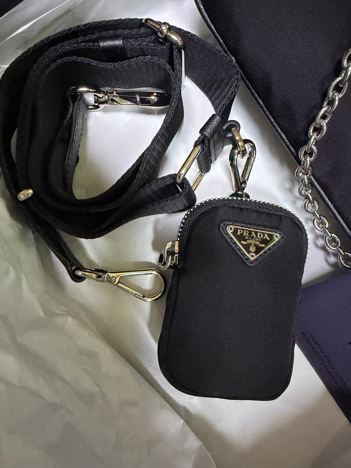 프라다 리에디션 2005 리나일론 호보백 상품이미지3