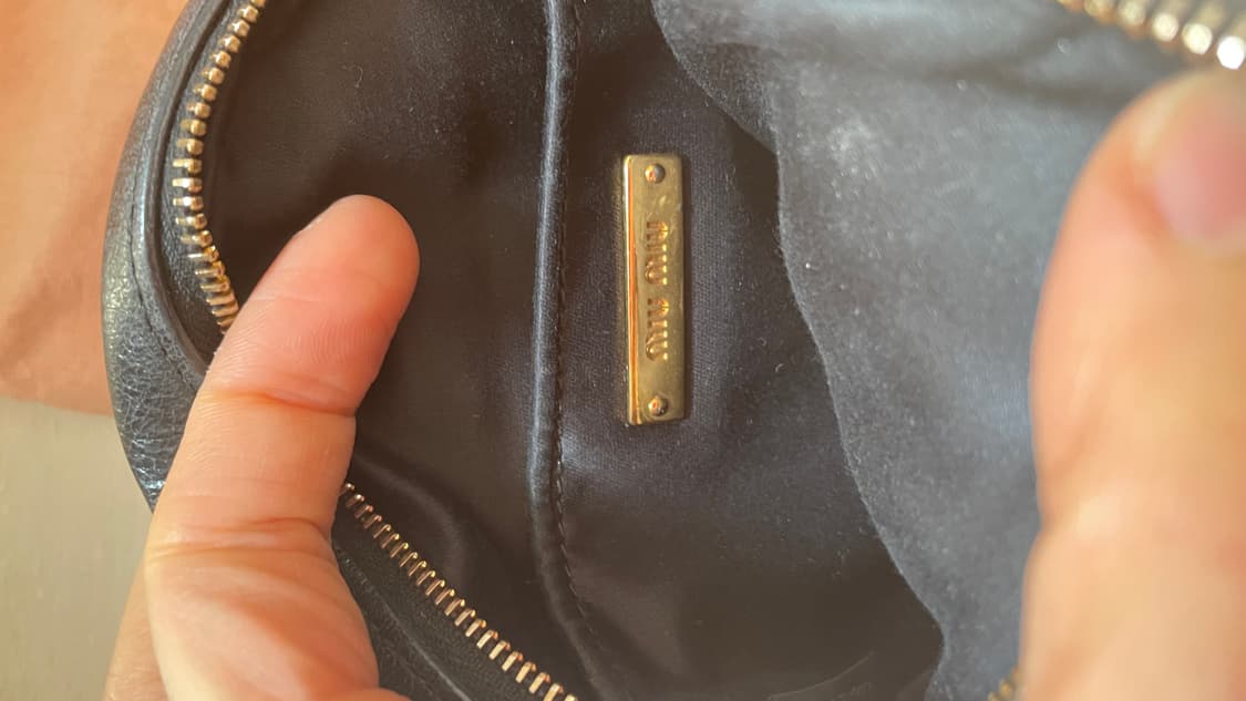 미우미우 마테라쎄 미니 원형백 상품이미지6