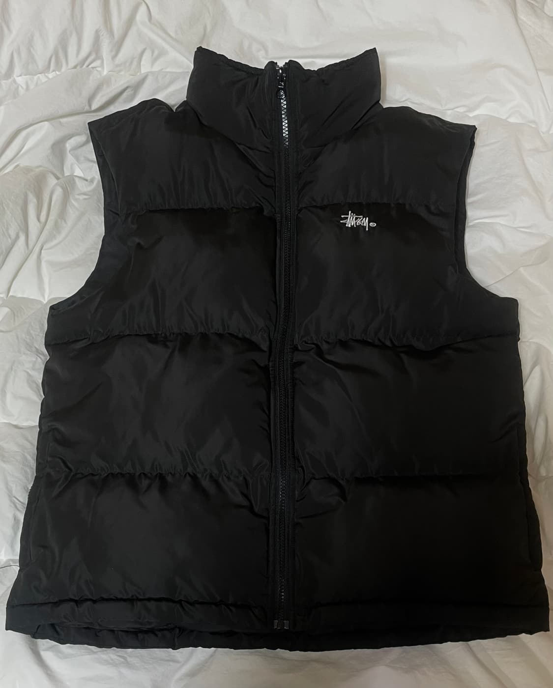 스투시 무광 조끼패딩 상품이미지1