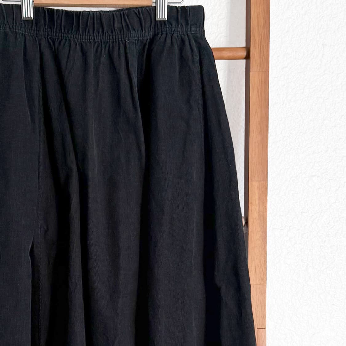 소프트 블랙 밴딩 스커트 상품이미지2