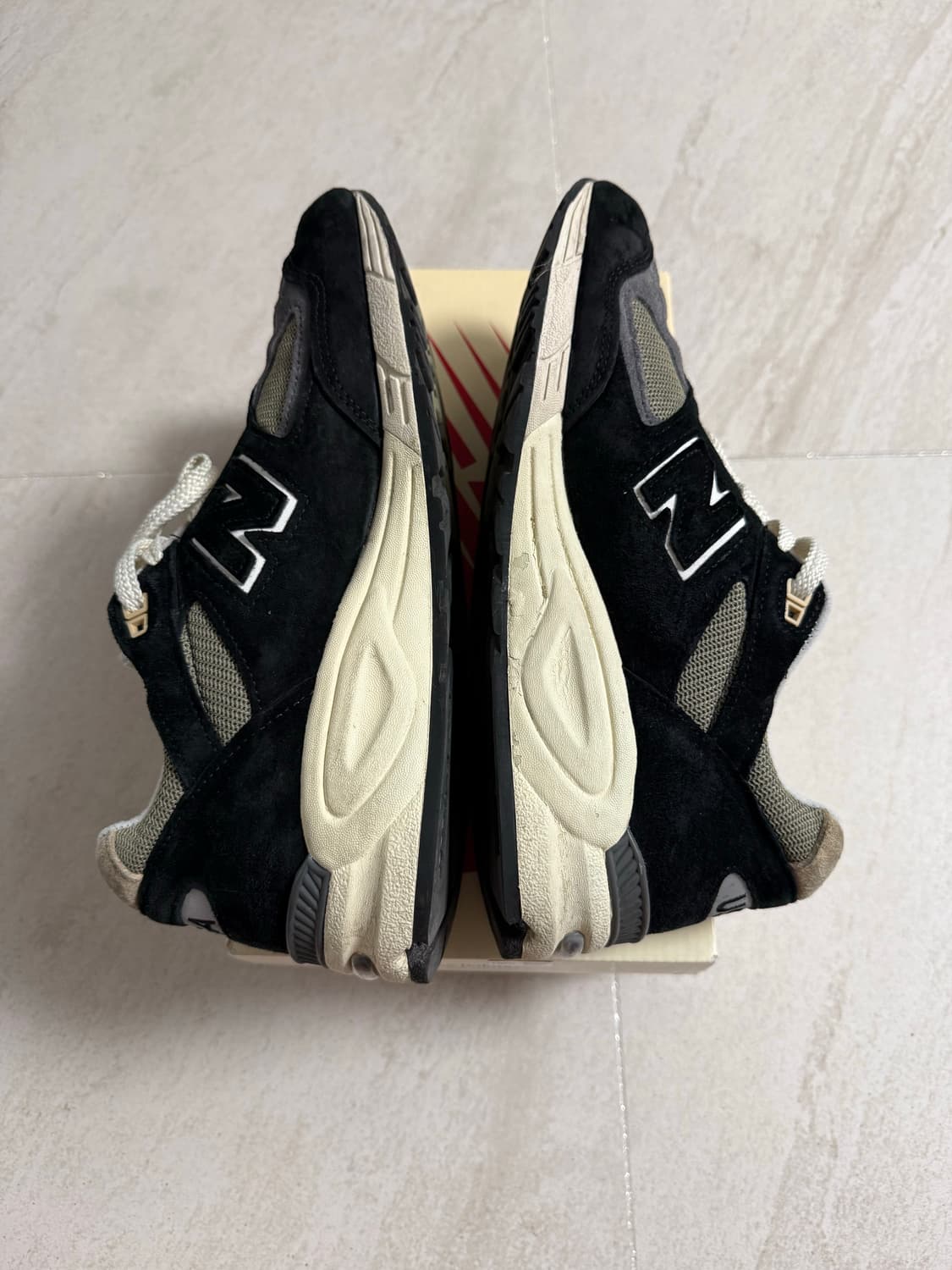 뉴발란스 990v2 블랙 트루카모 275 상품이미지5