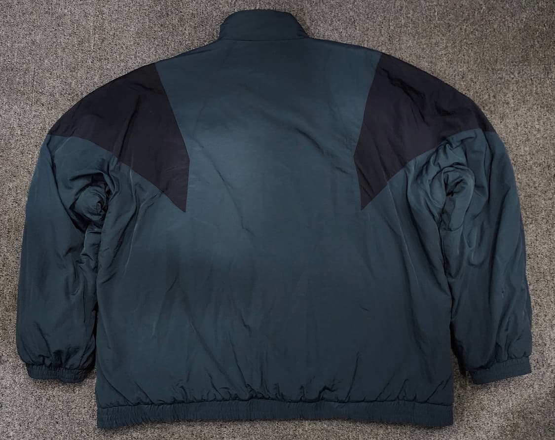 Urban Outfitters 투톤 기모 오버핏 집업 자켓 XL 상품이미지2