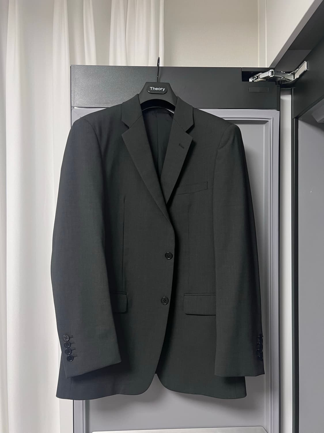 띠어리 뉴테일러2 수트 셋업 정장 다크차콜 40 32 상품이미지1