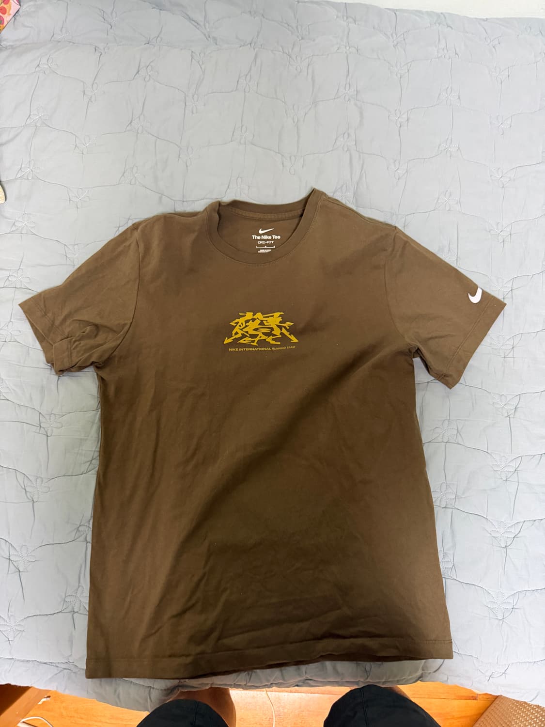 나이키 드라이핏 반팔티 L사이즈 실착1회 새상품급 판매 상품이미지1