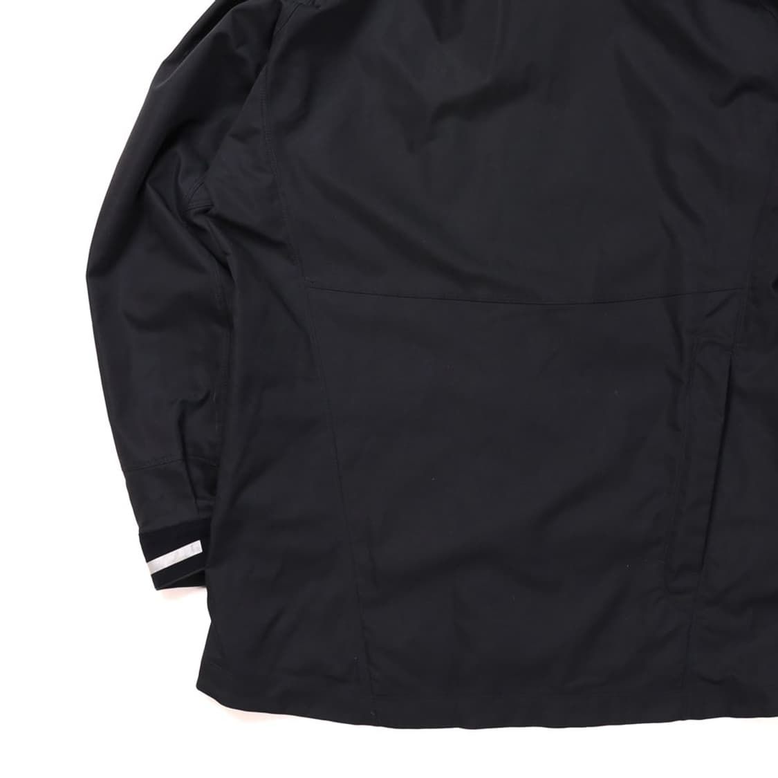 아크테릭스 Arcteryx A2B Commuter Jacket 

 상품이미지6