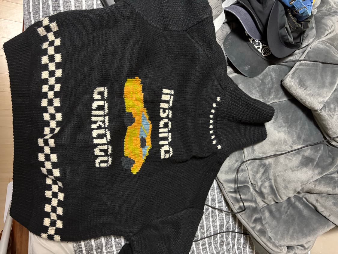 인사일런스 인세인개러지 자카드  집업 니트L 상품이미지2