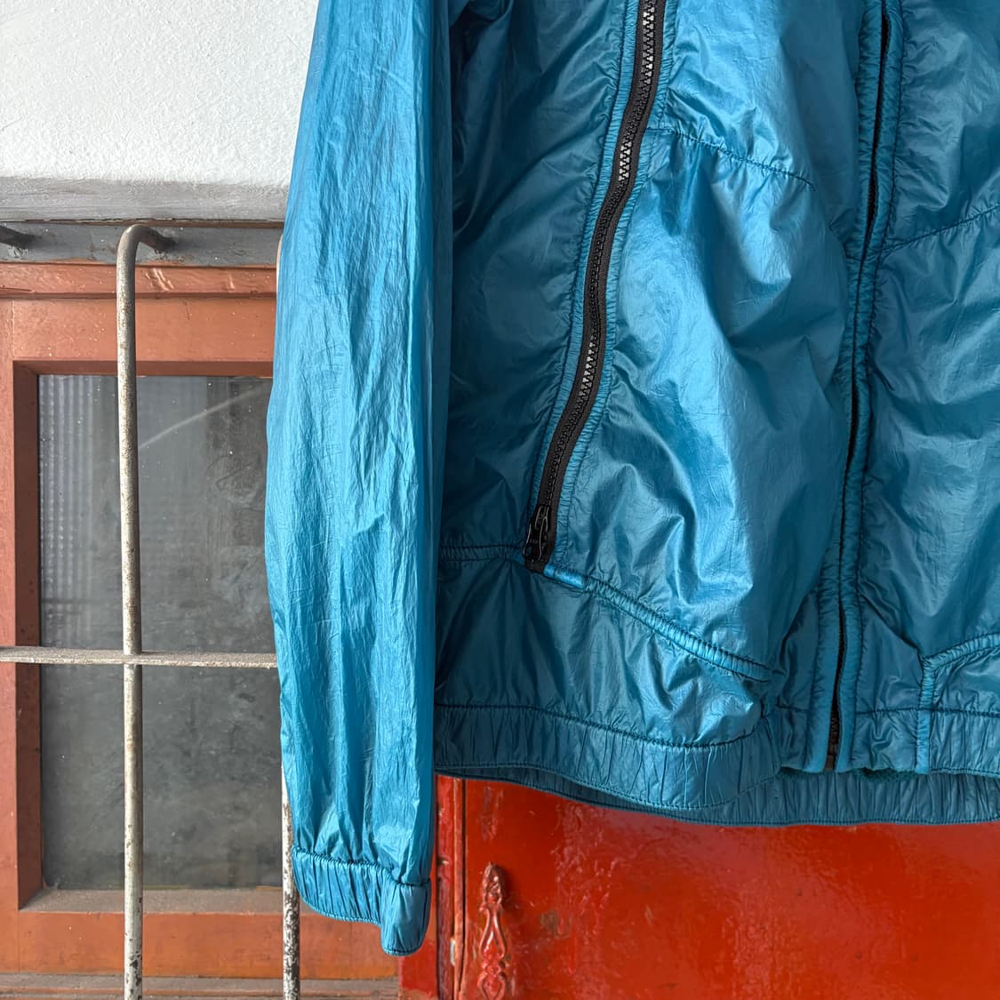 12fw 스톤아일랜드 후드 바람막이 상품이미지4