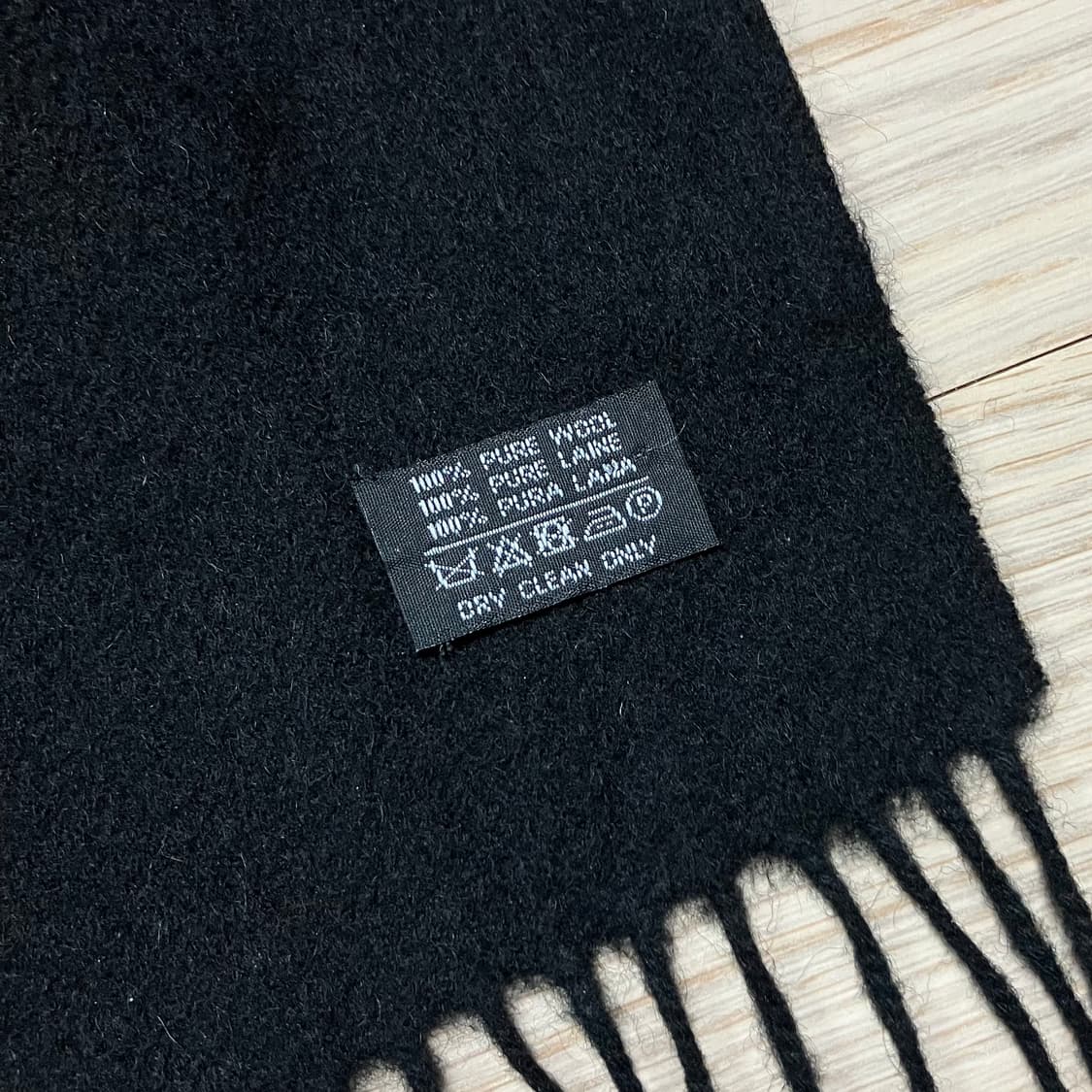 입생로랑 YSL 이태리메이드 울머플러 블랙 상품이미지5