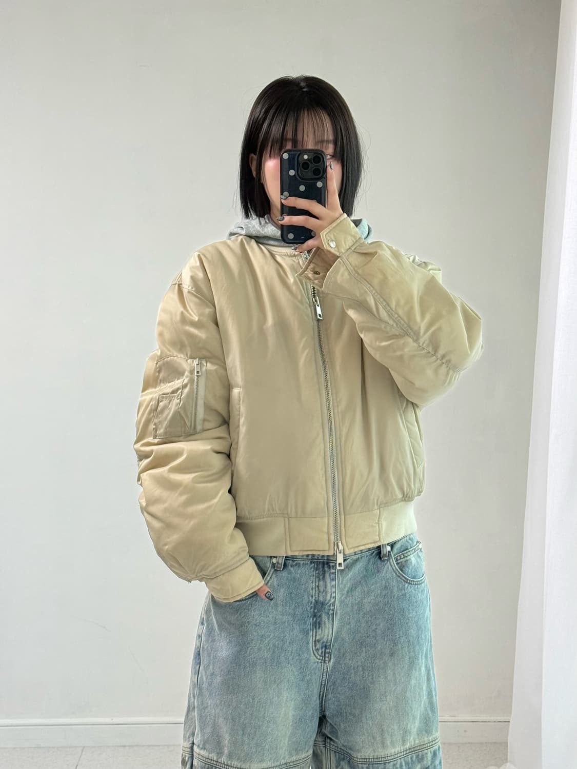 쿠어 베이지 봄버 자켓 상품이미지1