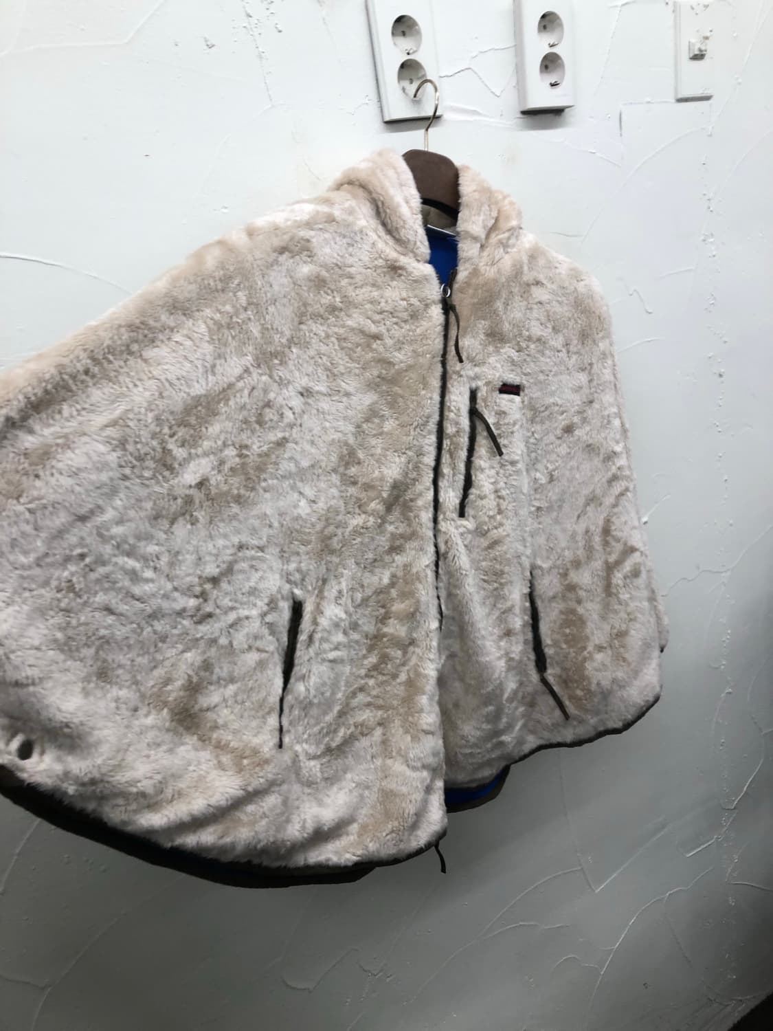 그라미치 플리스 망토 상품이미지3