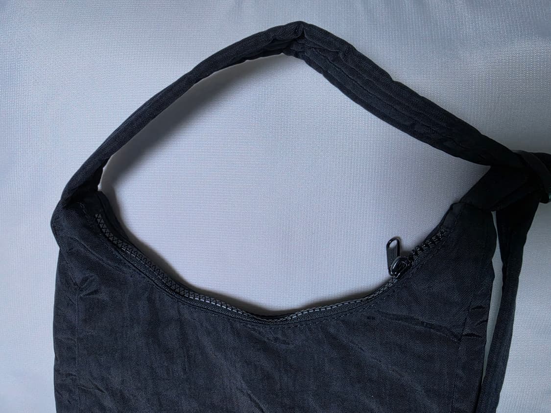 (새상품) Baggu 미니 나일론 숄더백 블랙 상품이미지8