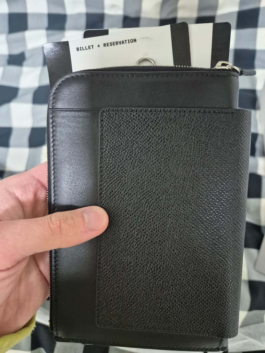 발렌시아가 여권 페스포트 폰 홀더 블랙 상품이미지3