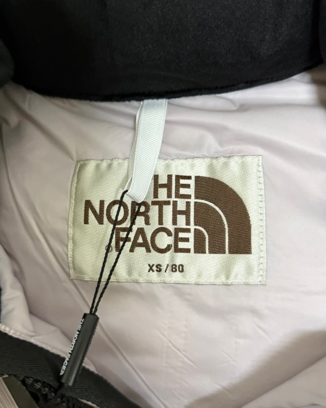 노스페이스 여성 노벨티 눕시 다운 자켓 XS 상품이미지3