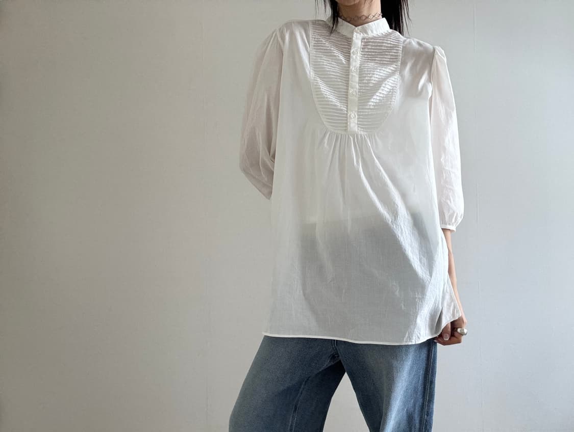 white blouse, pintuck detail 상품이미지2