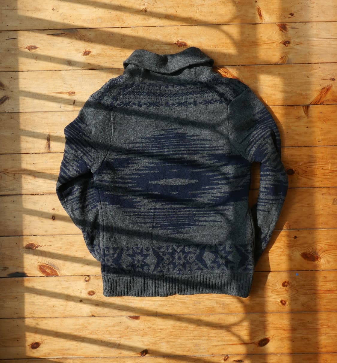 에어로포스테일 숄카라 가디건 (울소재) 상품이미지2