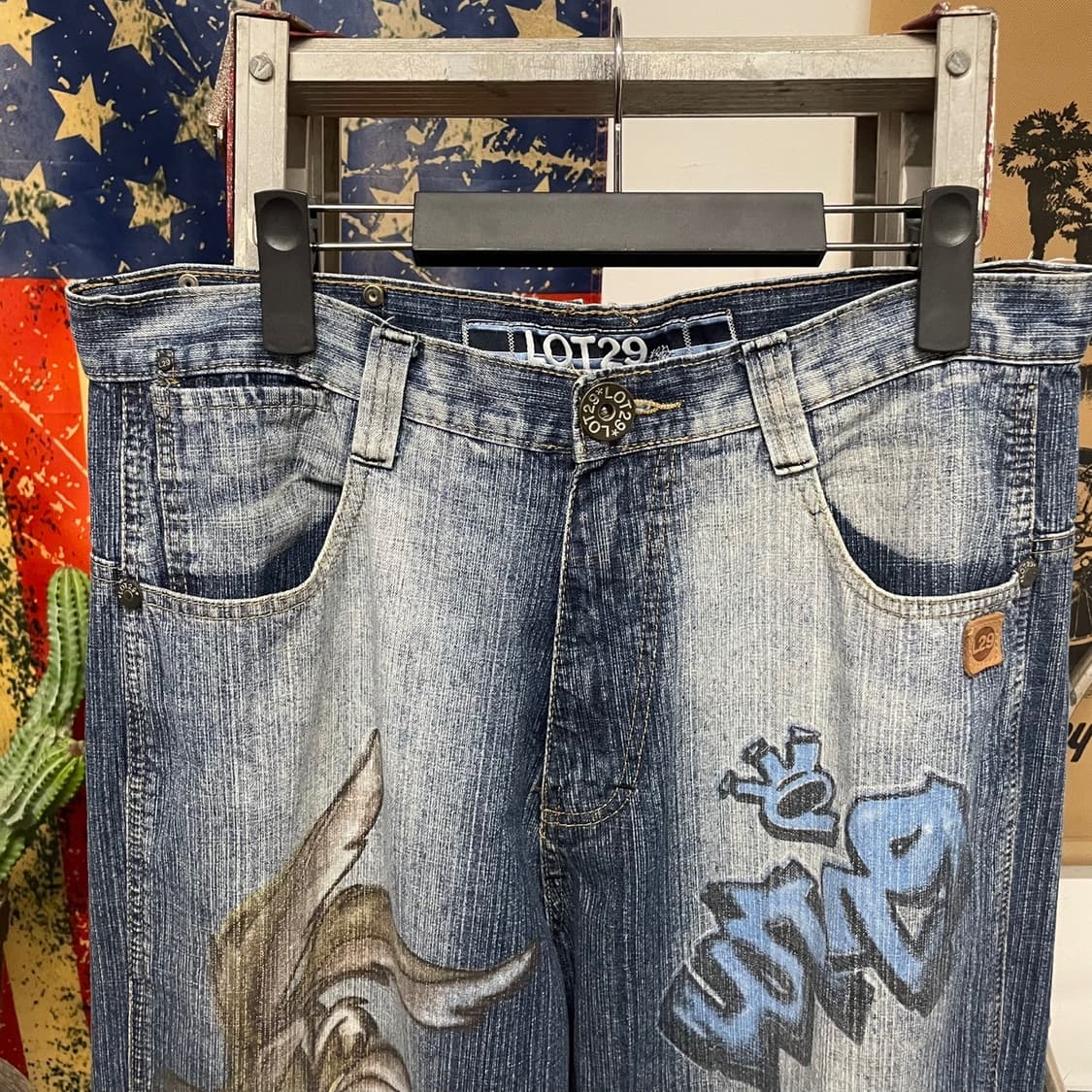 90s Lot29 루니툰즈 벅스 버니 올드스쿨 그래픽 와이드 데님 팬츠 상품이미지3