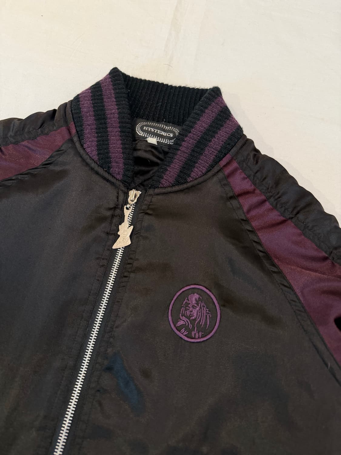 히스테릭글래머 스카쟌 새틴 봄버자켓 블랙 퍼플 상품이미지3