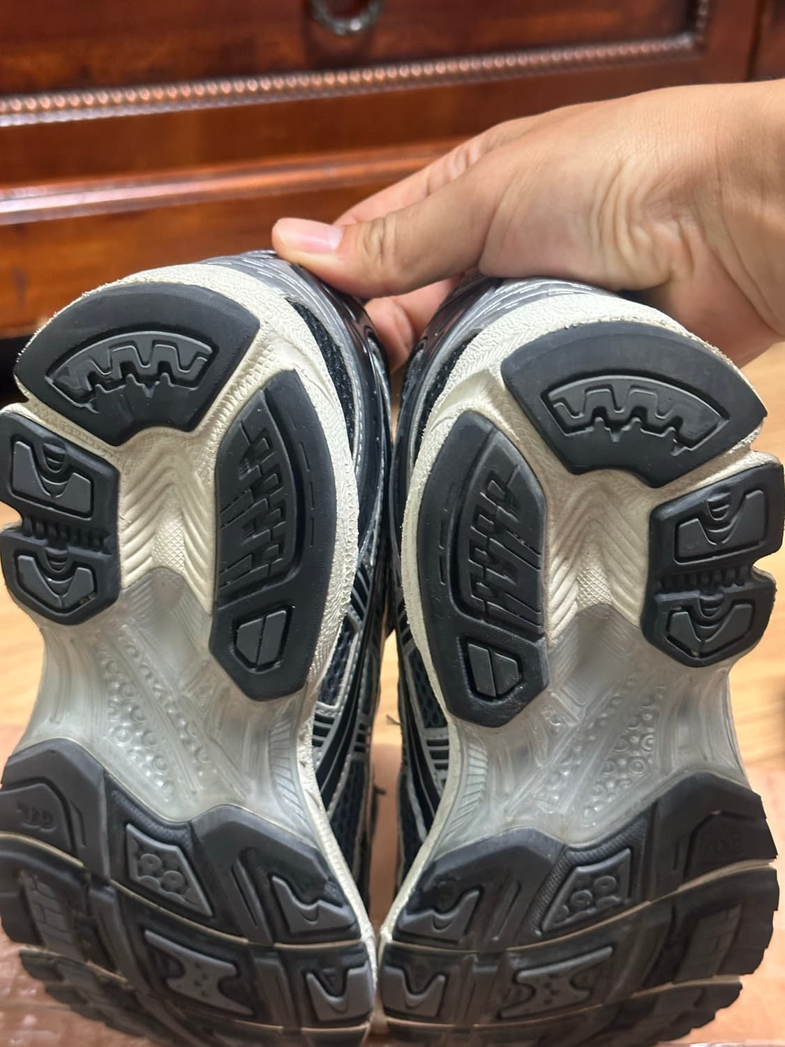 아식스 젤카야노14 캐리어그레이 230 상품이미지4