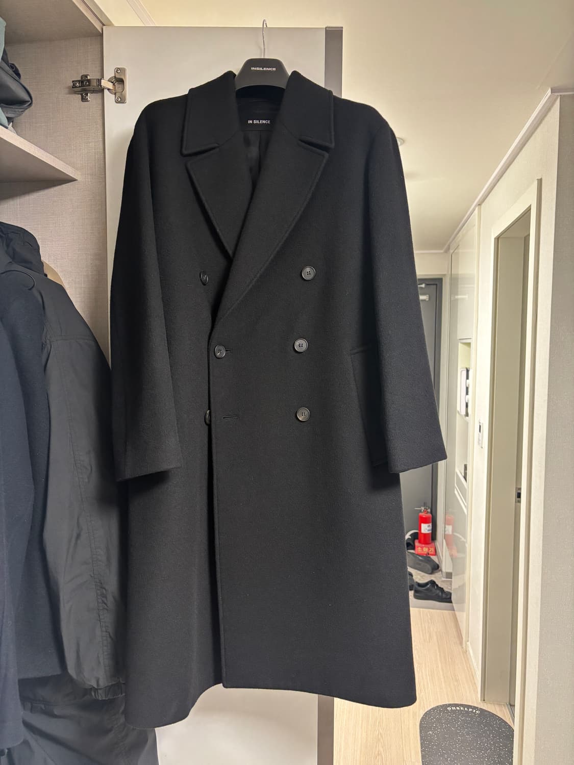 인사일런스 캐시미어 더블 롱코트 블랙 S사이즈 상품이미지1