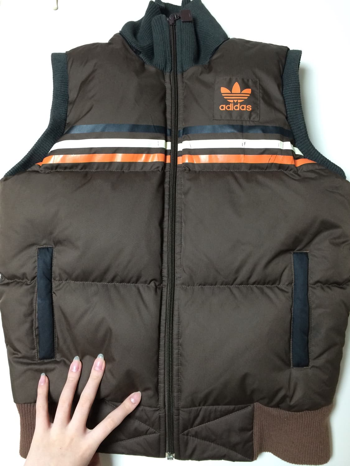아디다스 브라운 패딩 조끼 +모자 상품이미지1