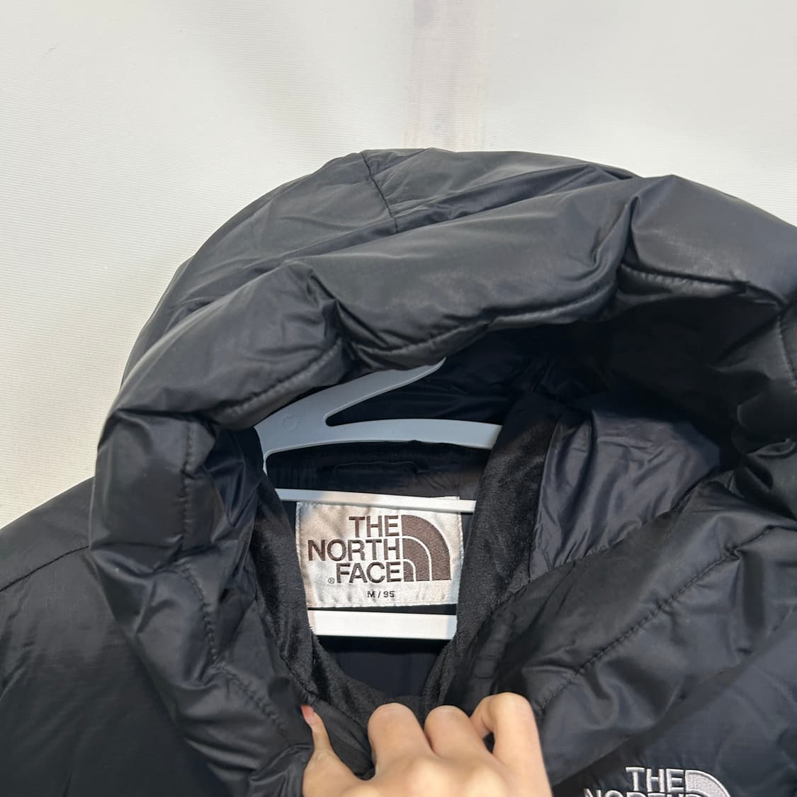 노스페이스 남성 구스다운 패딩 95 블랙 빵빵함 상품이미지2