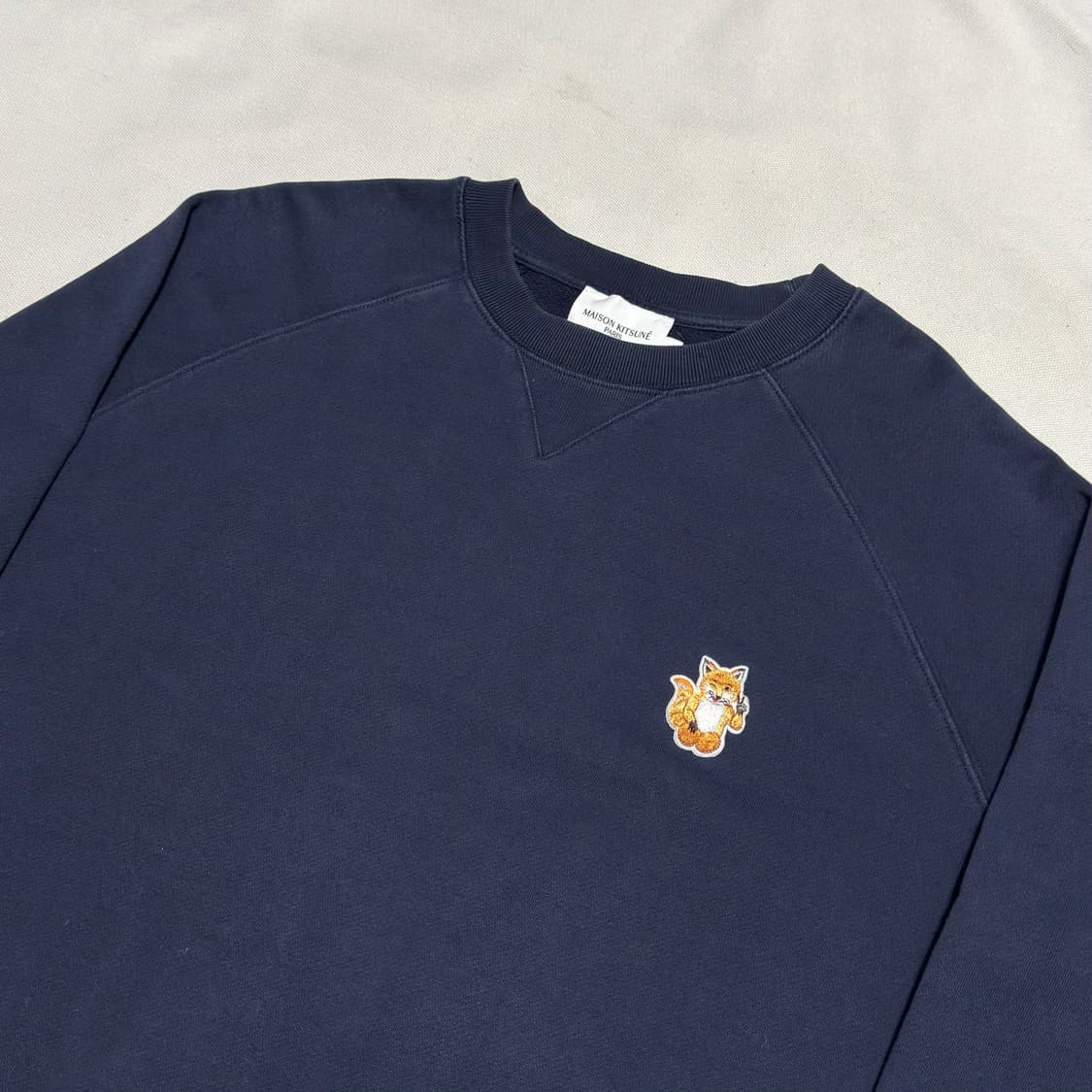 L 메종키츠네 칠랙스 폭스 패치 네이비 맨투맨 상품이미지1