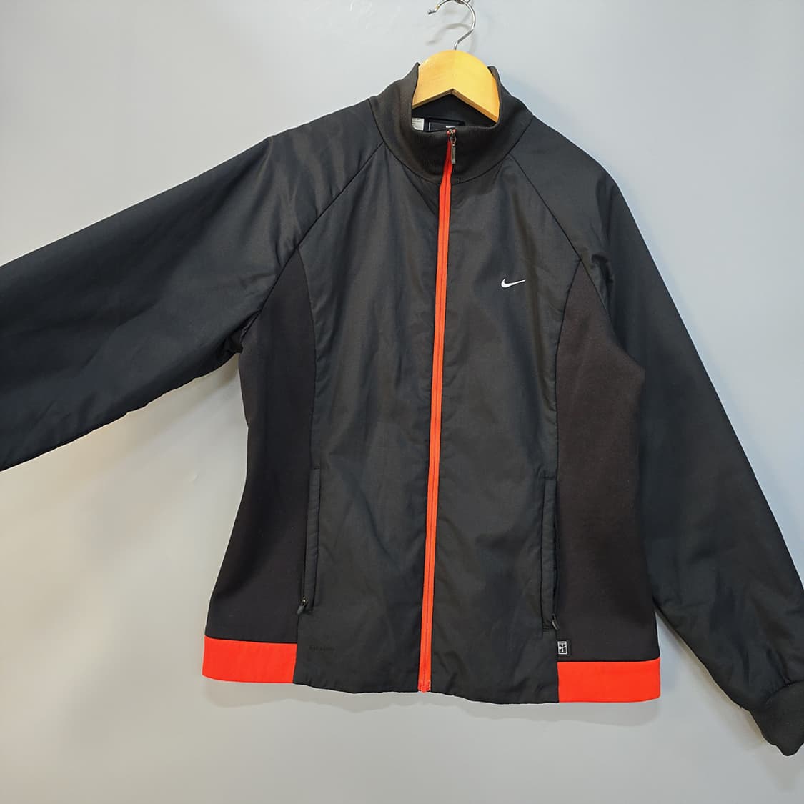 나이키(NIKE) 클라이마핏 트레이닝 집업 블랙레드 85 상품이미지2