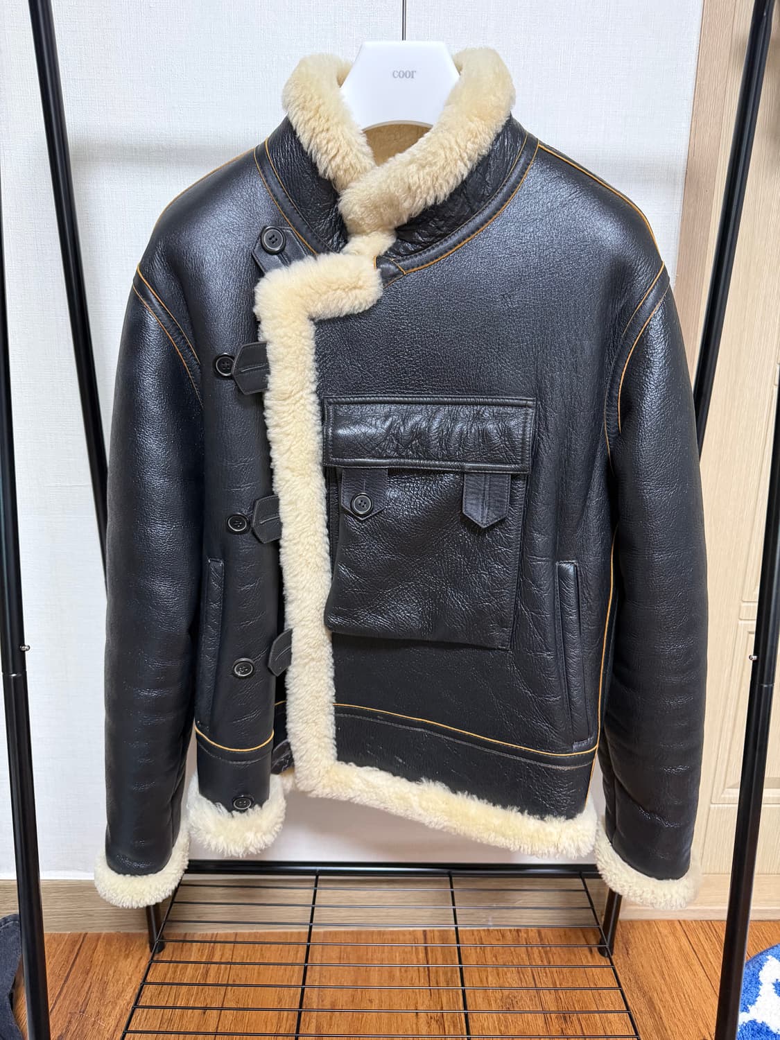 이스트로그 변요한 모터사이클 무스탕판매. 상품이미지1