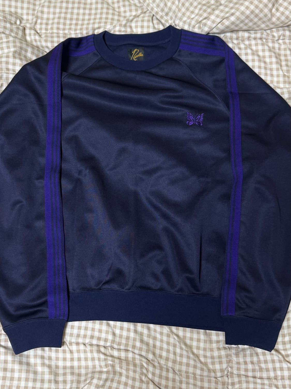 니들스 크루넥 네이비 L 판매합니다 상품이미지2