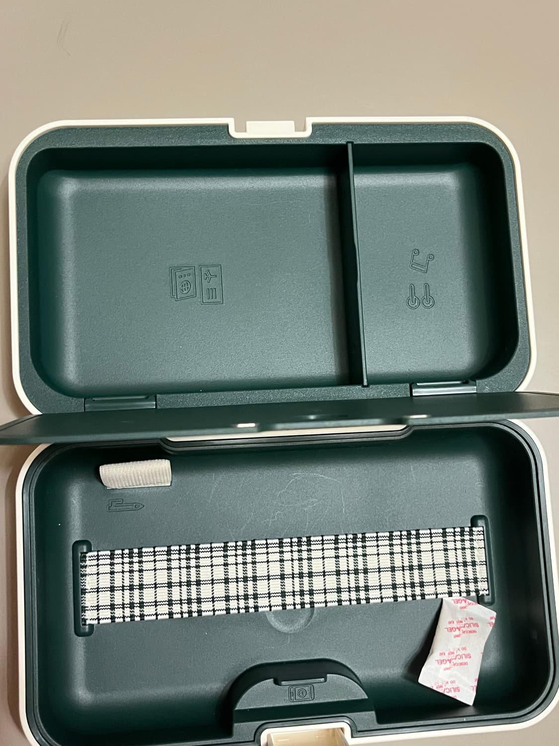 스타벅스 서머 캐빈 파우치 크림색 상품이미지4