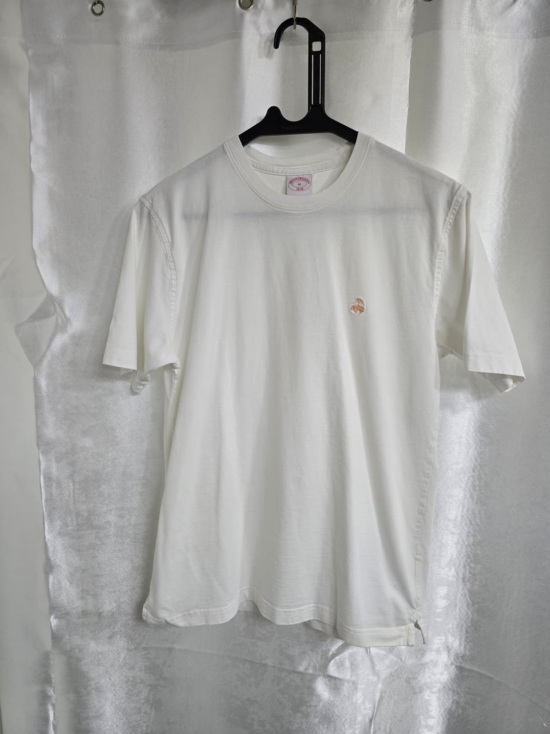 브룩스브라더스 화이트 반팔 티셔츠 (1943) 상품이미지1