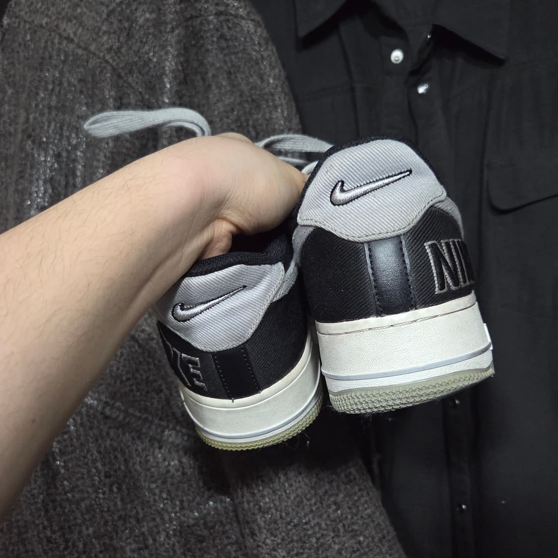 (270) 나이키 에어포스 1 '07 LV8 EMB 블랙 실버 상품이미지7