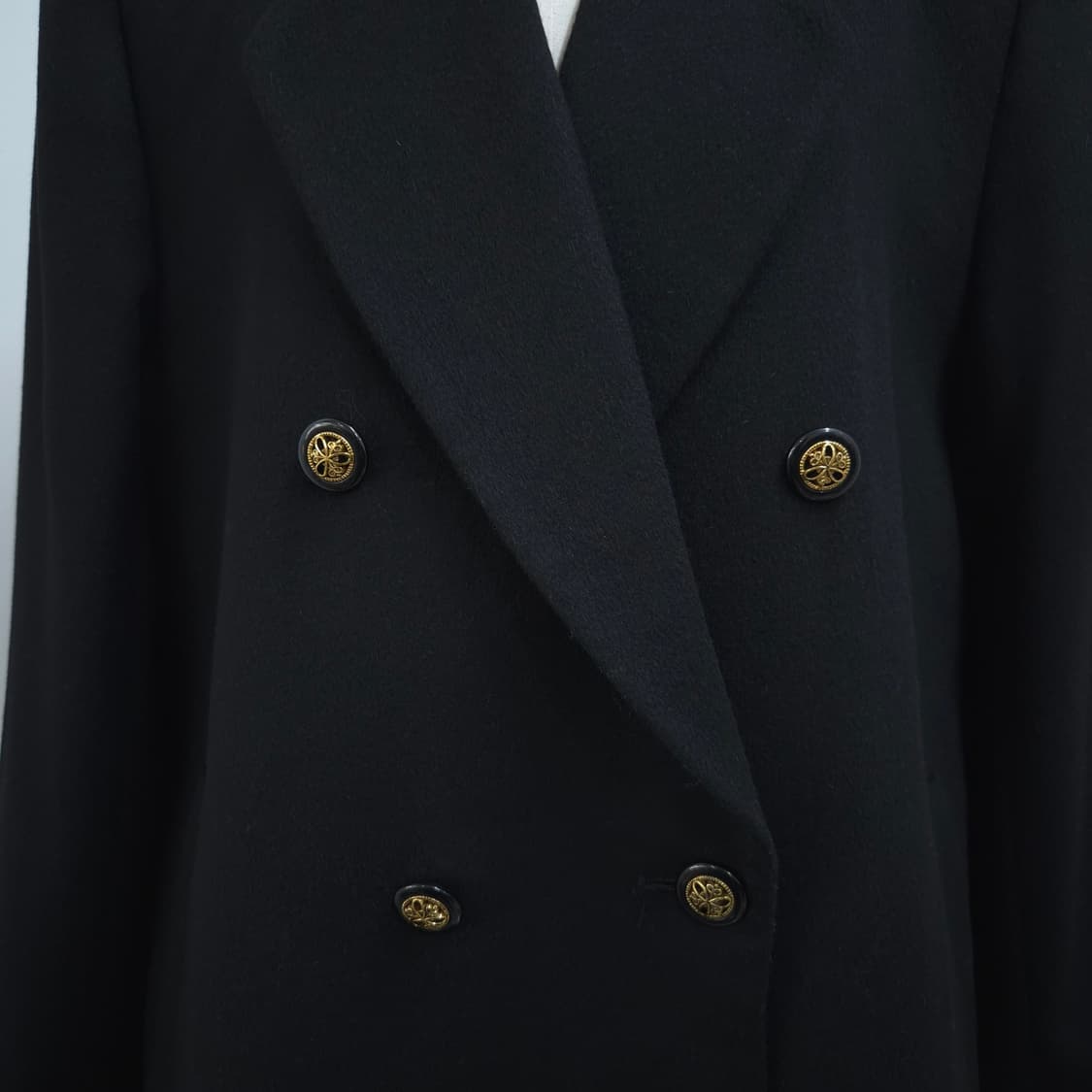 울 100% 블랙 여성 오버핏 더블 코트 상품이미지5