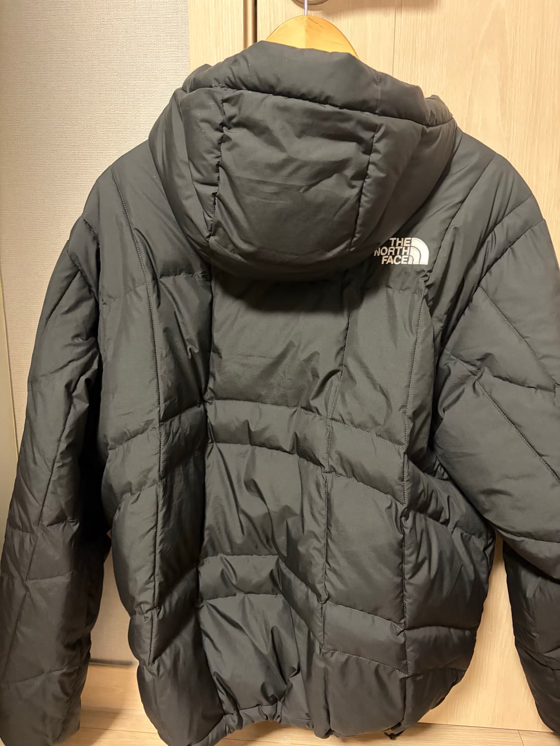 노스페이스 경량패딩 사이즈 XL 상품이미지2