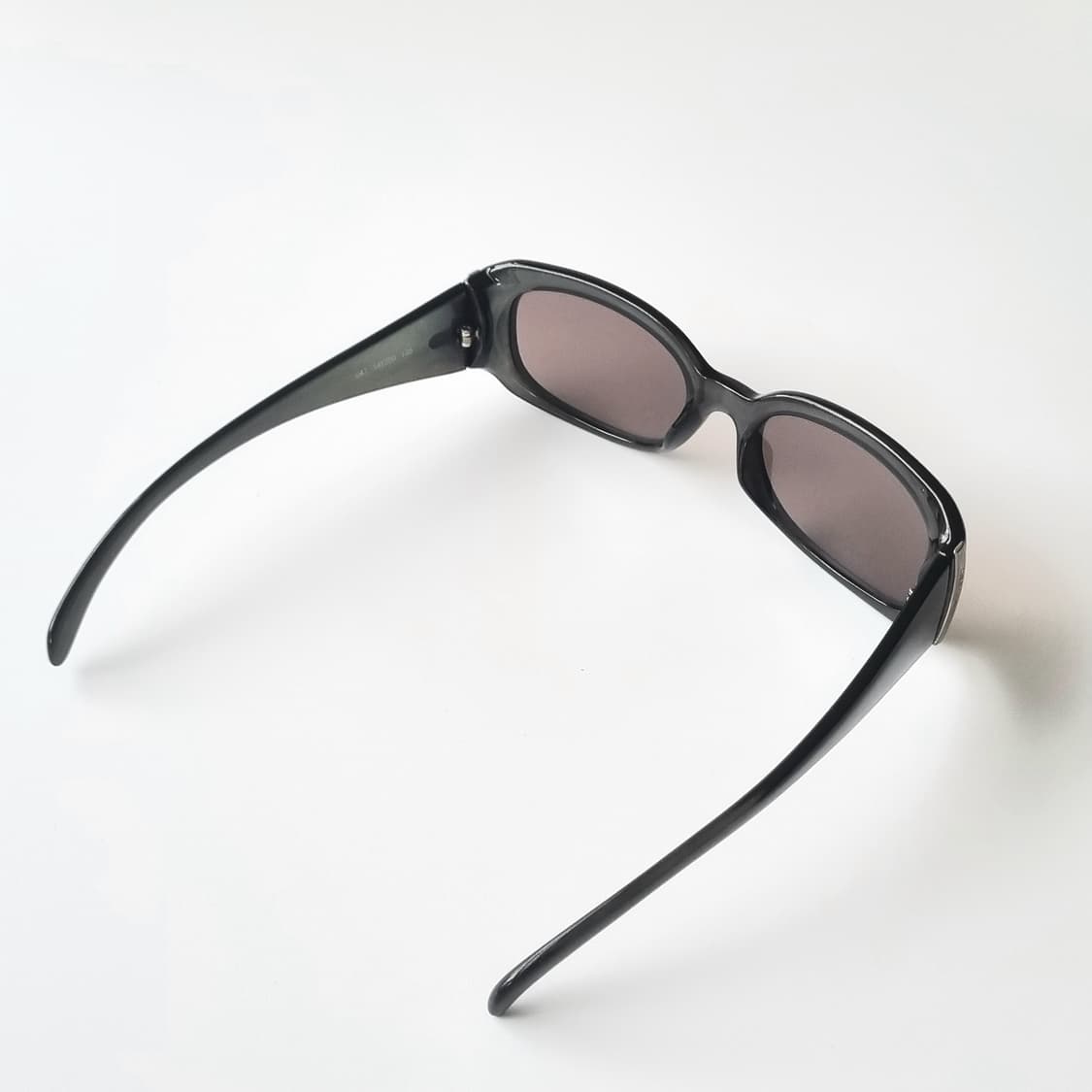 데드스탁 세련된 무드 Y2K 빈티지 오벌 선글라스 상품이미지6