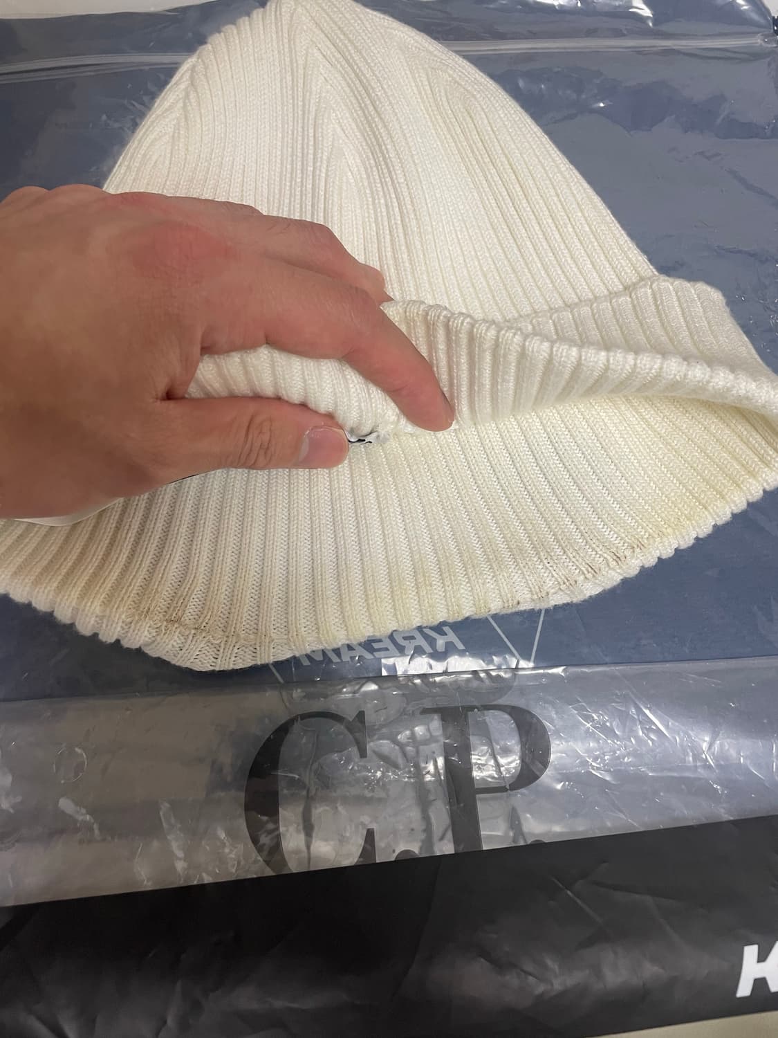 CP컴퍼니 고글 비니 아이보리(크림) 상품이미지3