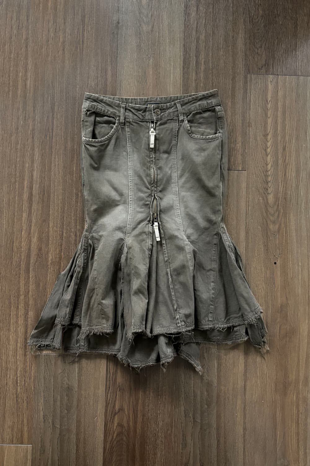 Double-Zip Panel Flare Denim Skirt 상품이미지4