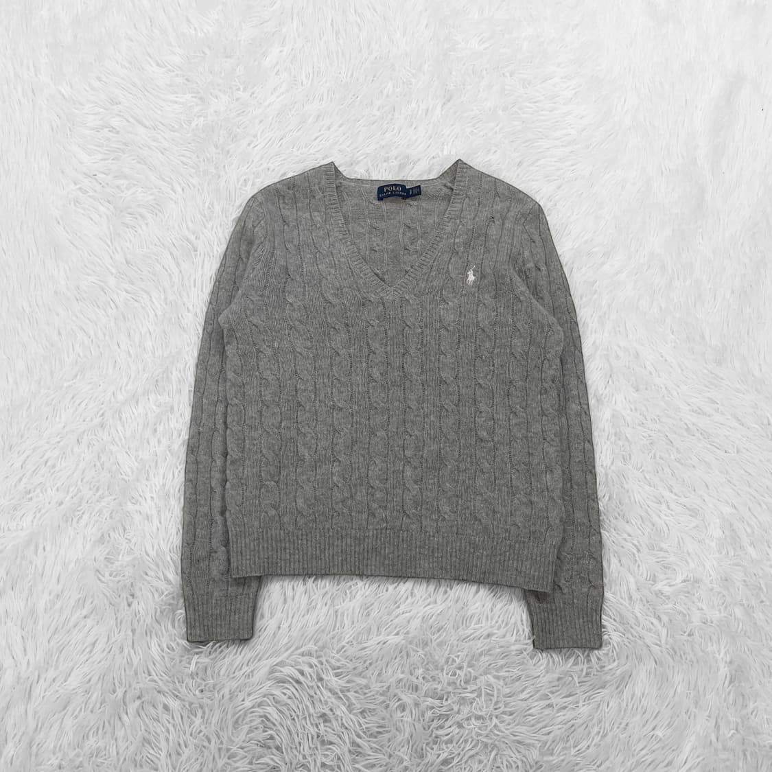 폴로 랄프로렌 포니 로고 브이넥 케이블 니트 그레이 상품이미지2