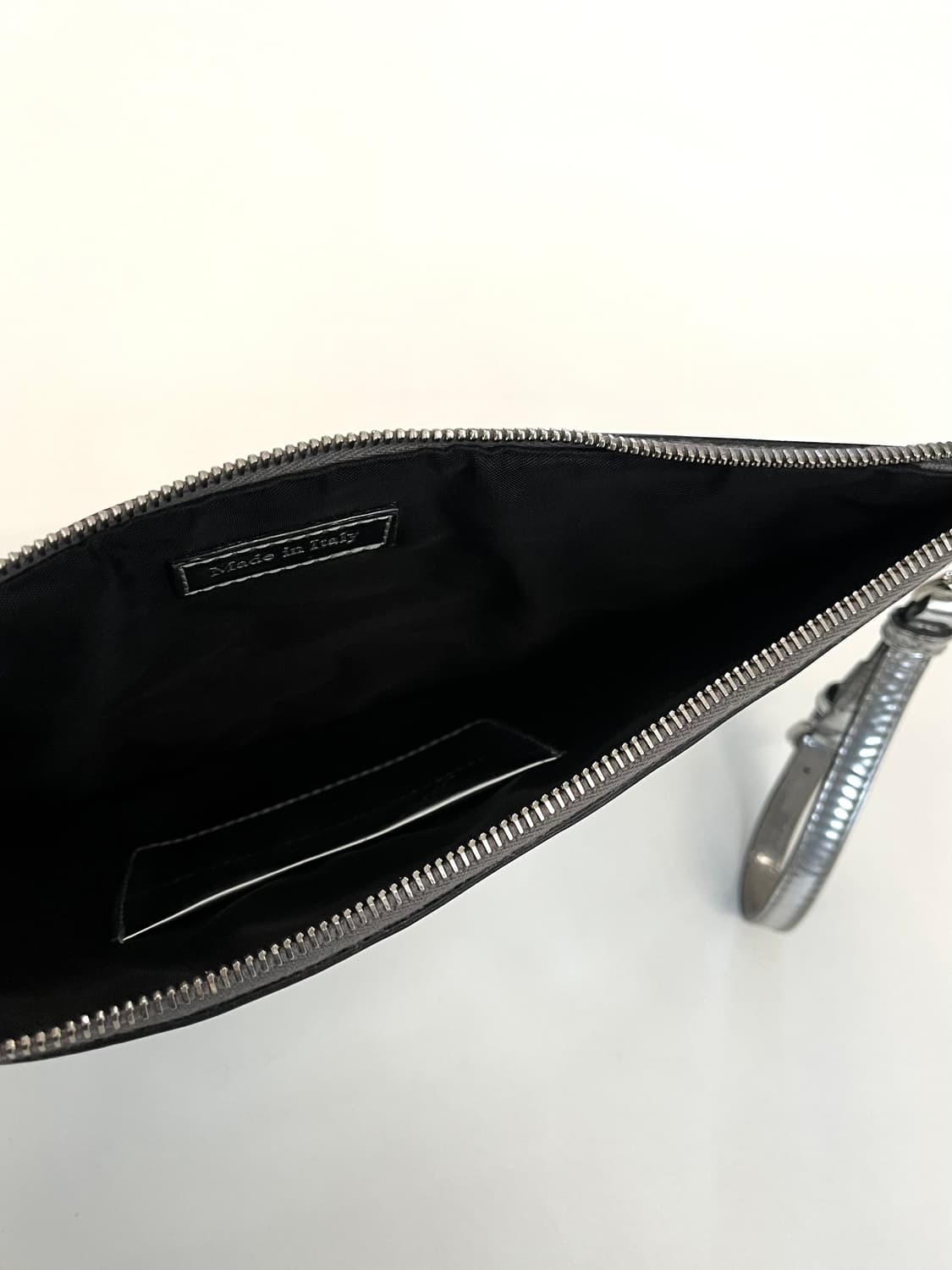 모스키노 2017 제레미 스캇 런웨이 아카이브 알약 캡슐 클러치 핸드백 상품이미지8