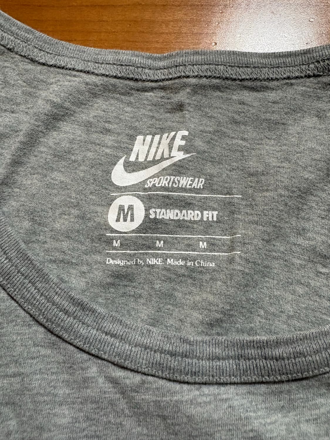 [나이키] 나이키 스포츠웨어 스우시 로고 탱크톱 (그레이/블루) 판매 상품이미지4