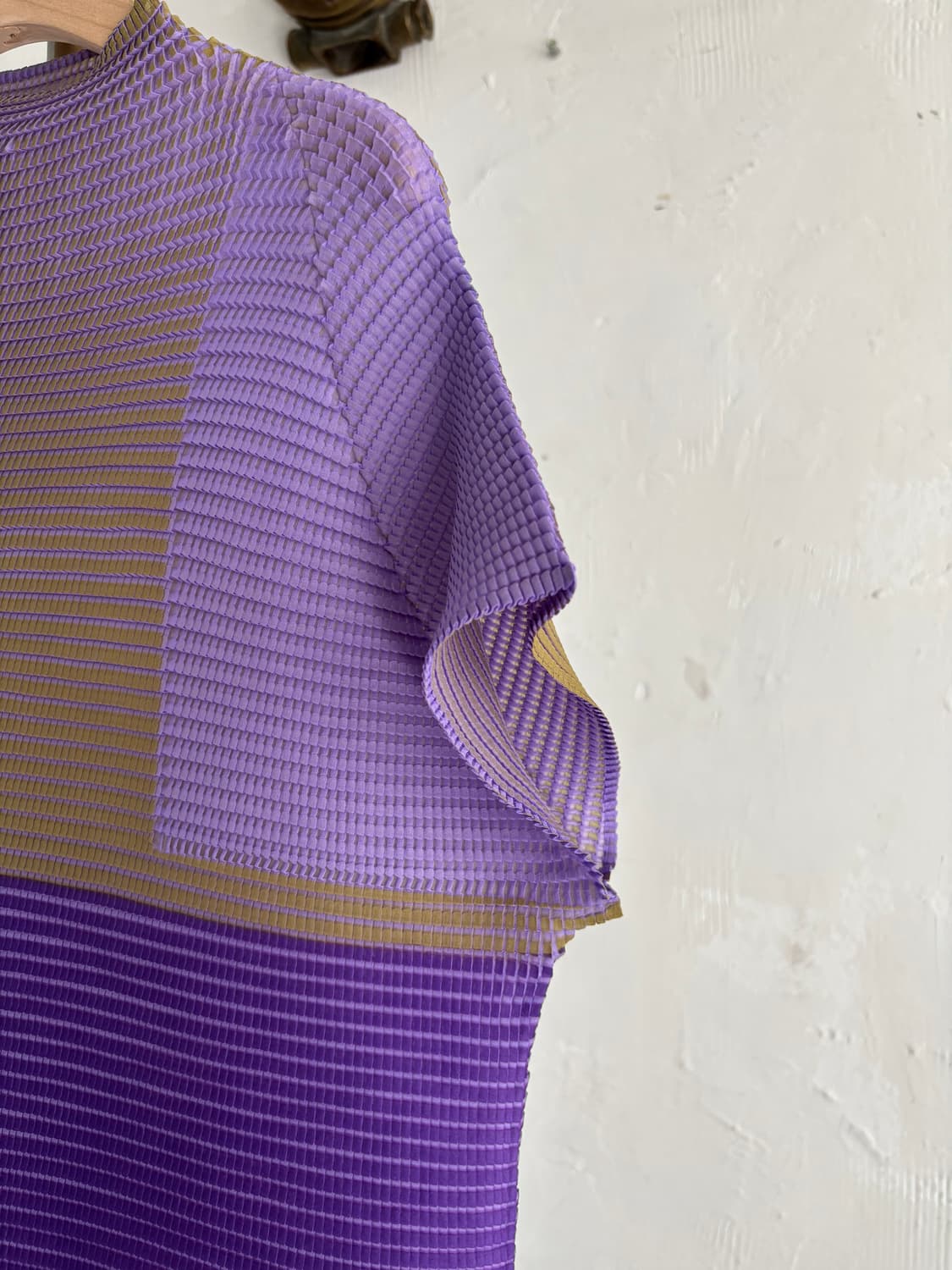 Issey Miyake 이세이미야케 옐로우-퍼플 테노이드 플리츠 라인 반 상품이미지5