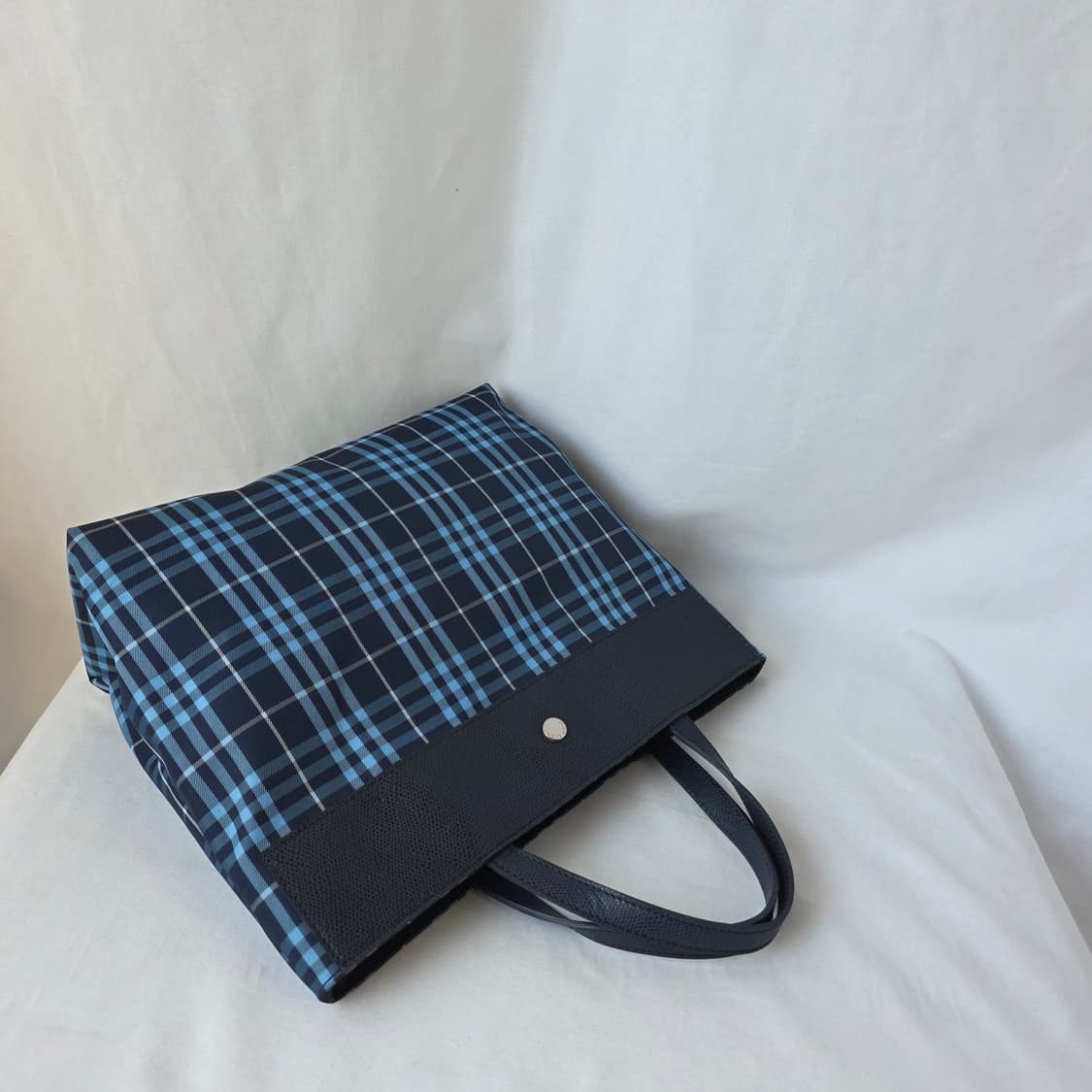 [정품 BURBERRY] 버버리 노바체크 여성 나일론 토트백 상품이미지7