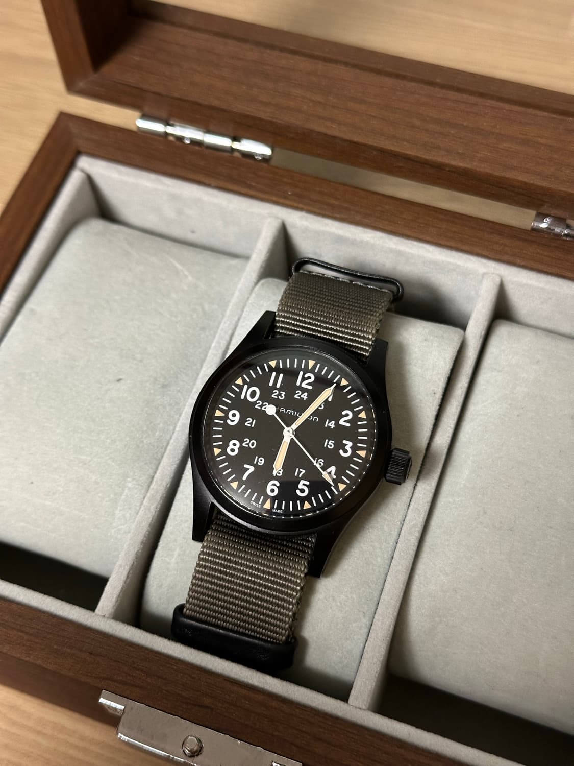 해밀턴 카키필드 메카니컬 올블랙 상품이미지3