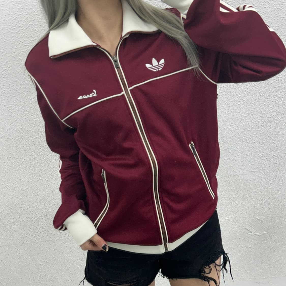 아디다스 x 베스파 화이트배색 버건디 트랙탑 100 상품이미지1