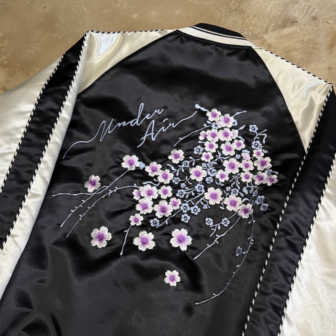 L 언더에어 벚꽃자수 스카잔  상품이미지1