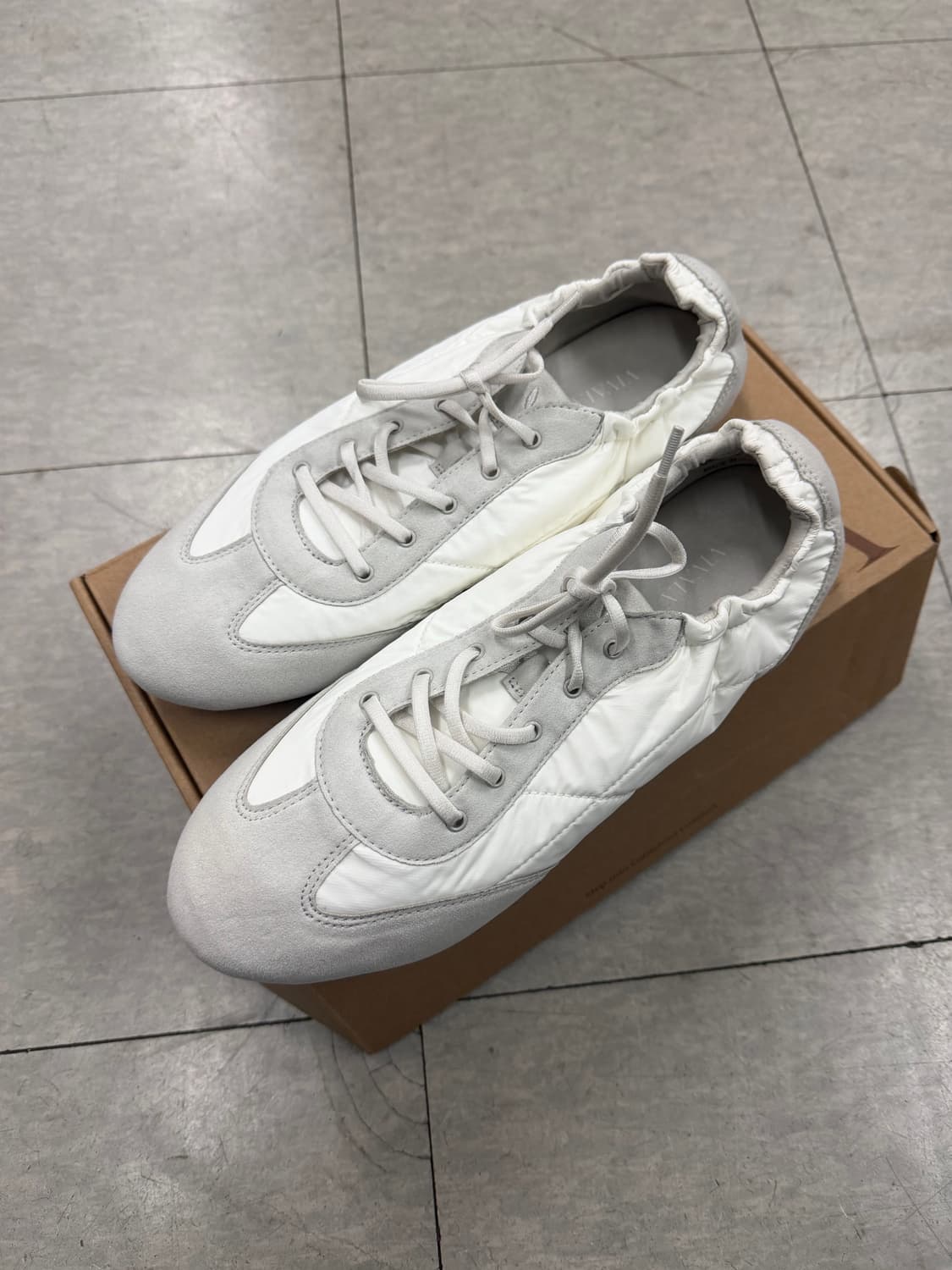 비바이아 yancy 스니커즈 상품이미지1